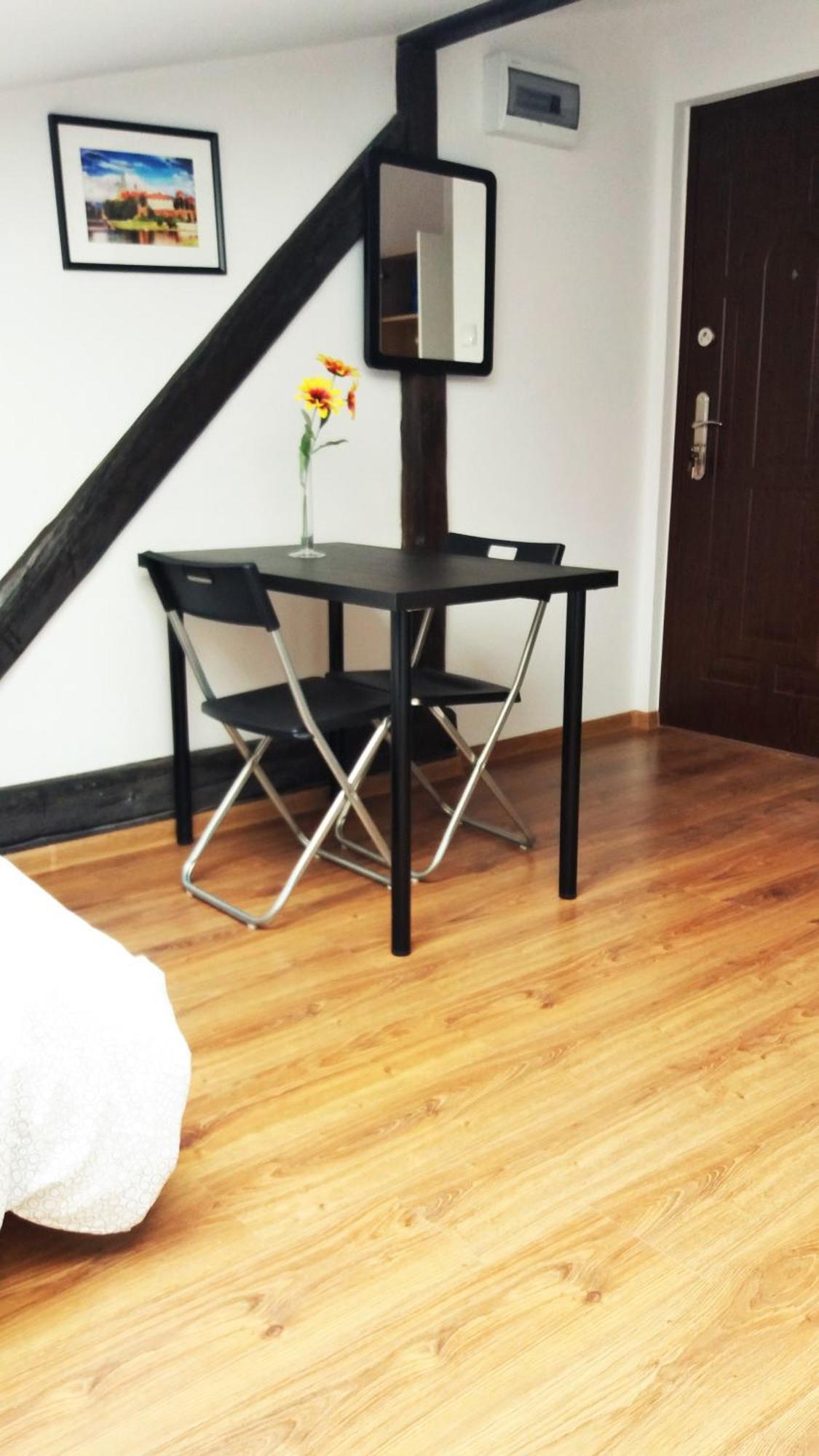 Nice Attic Studio Close To Old Town Air Conditioning - Klimatyzacja 克拉科夫 外观 照片