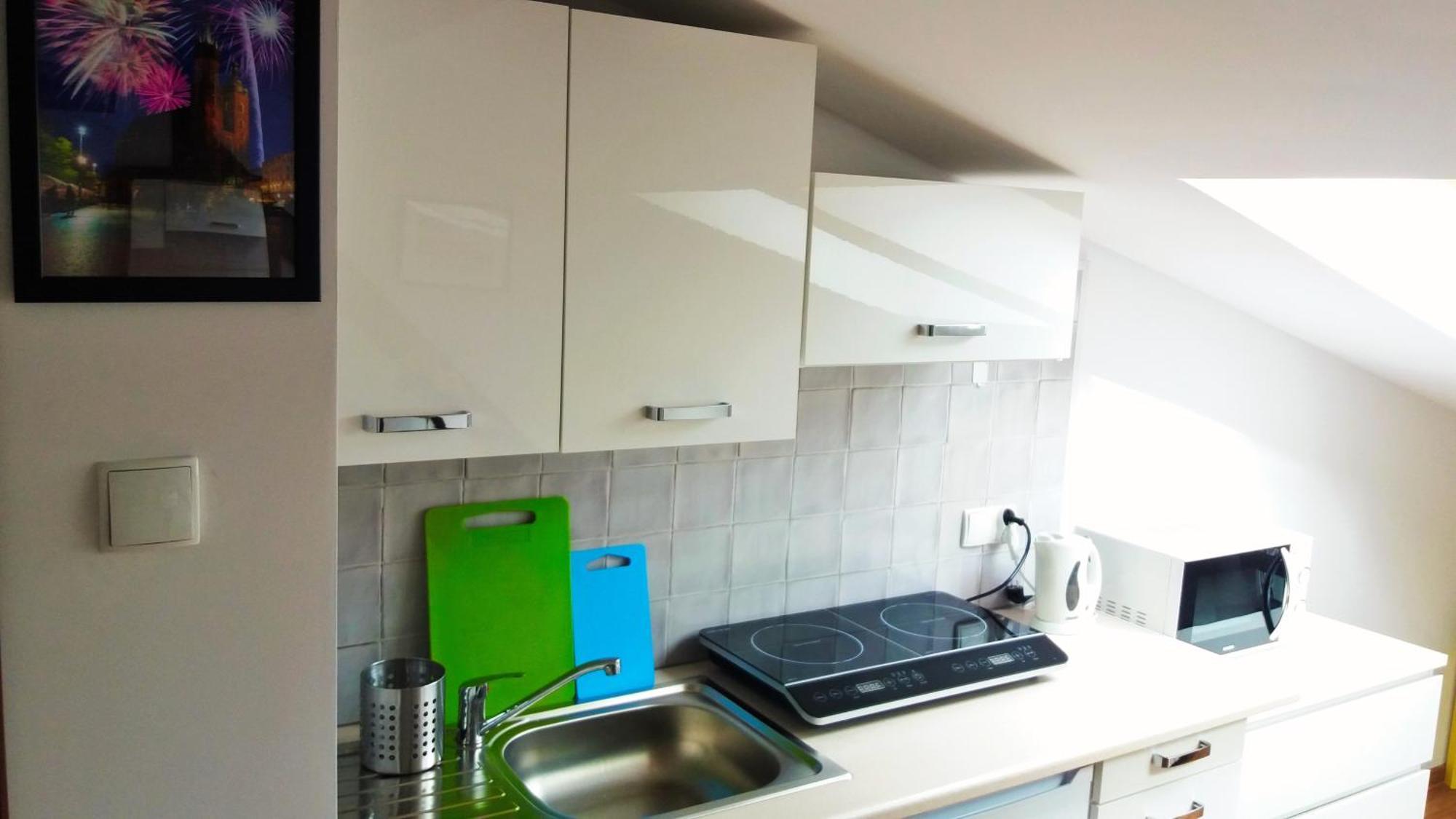 Nice Attic Studio Close To Old Town Air Conditioning - Klimatyzacja 克拉科夫 外观 照片